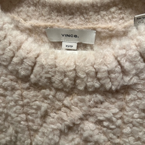 VINCE Textured Loop-Stitch Cable Wool-Blend Sweater - Picture 4 of 10